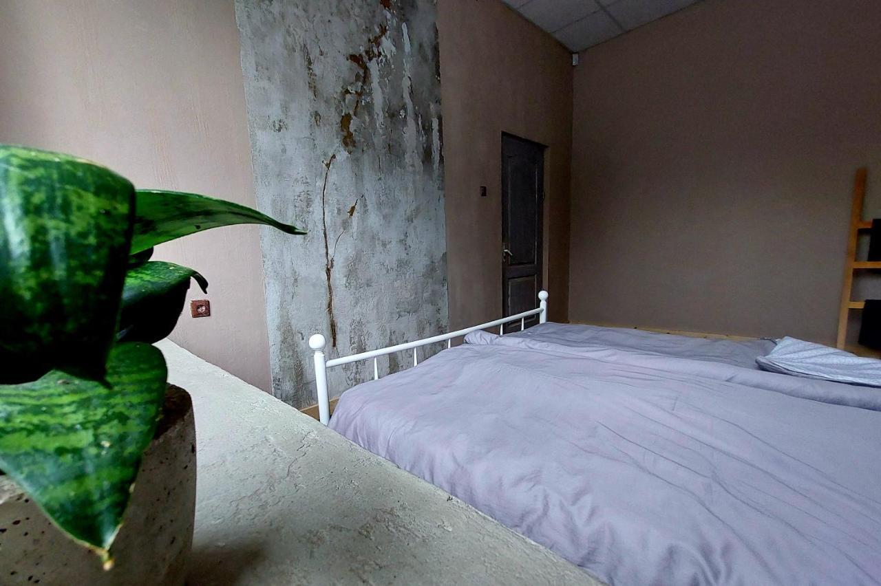 Hostelis R27 Aizpute Extérieur photo